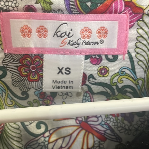 Brand new scrubs - Picture 2 of 3